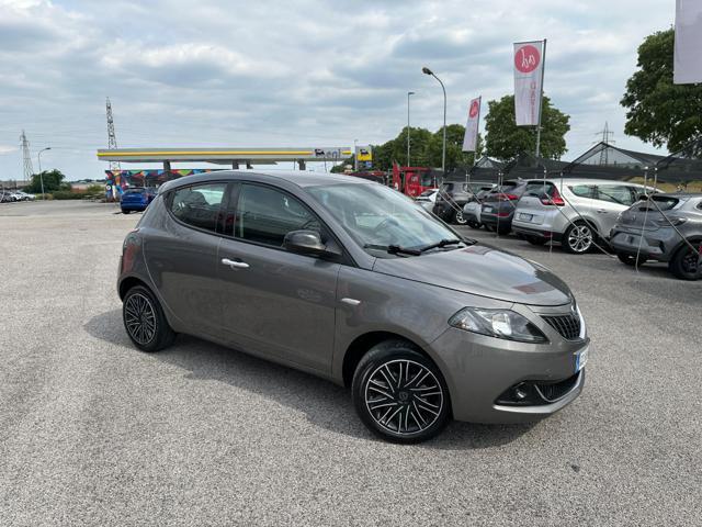 LANCIA Ypsilon 1.0 HYB 5 porte Gold