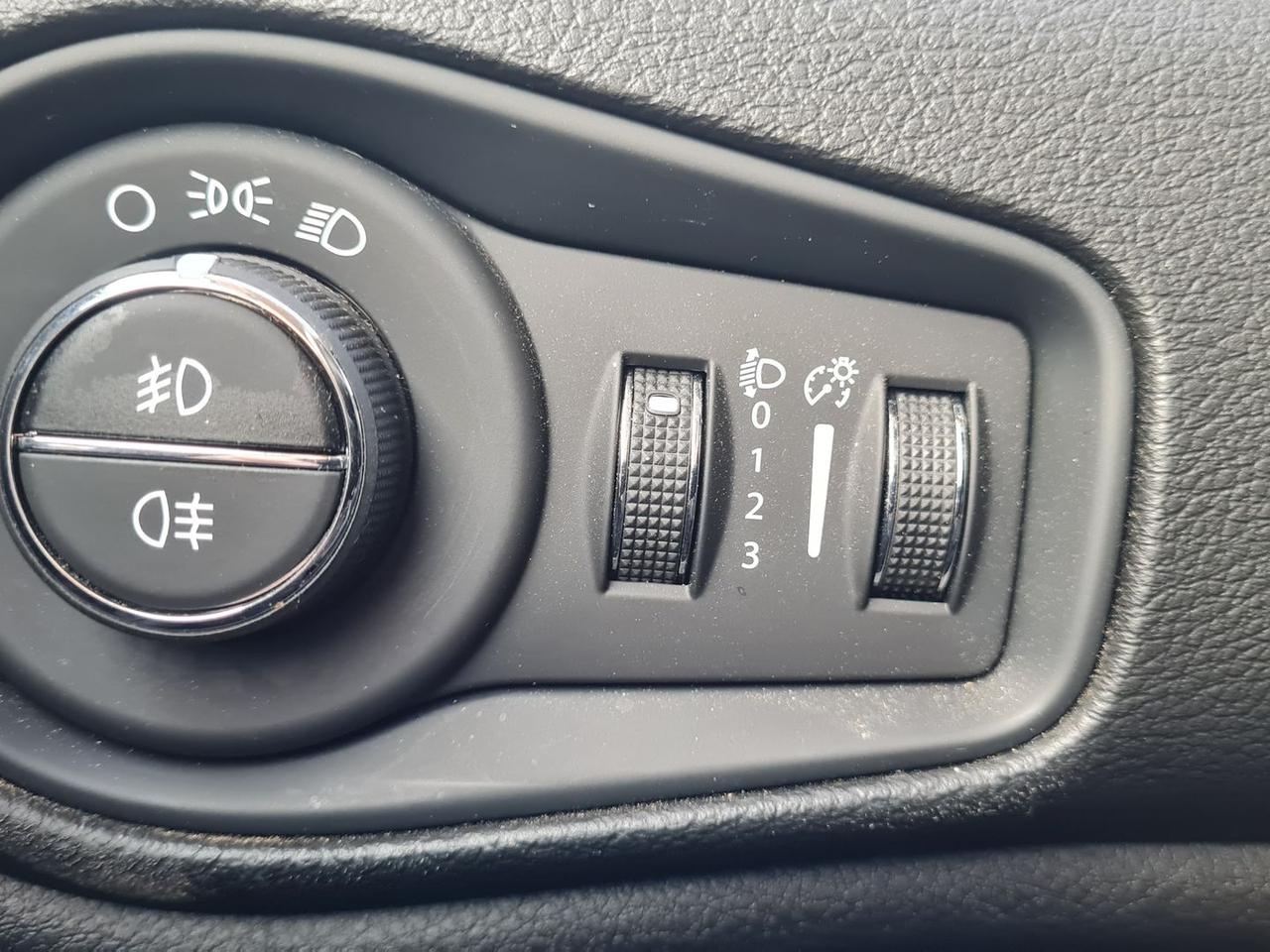 Jeep Renegade 1.4 MultiAir Limited #9641