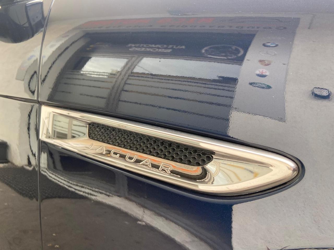 Jaguar F-Pace 2.0 D 180 CV AWD aut. Prestige