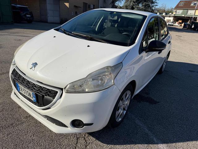 PEUGEOT 208 1.4 8V HDi 68CV 5p. Van senza lavoro da fare