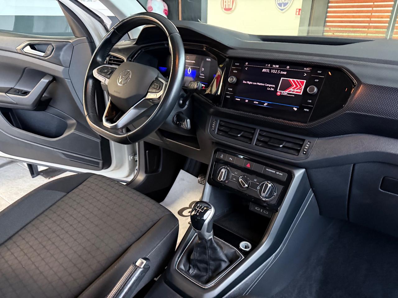 Volkswagen T-Cross 1.0 TSI Sport