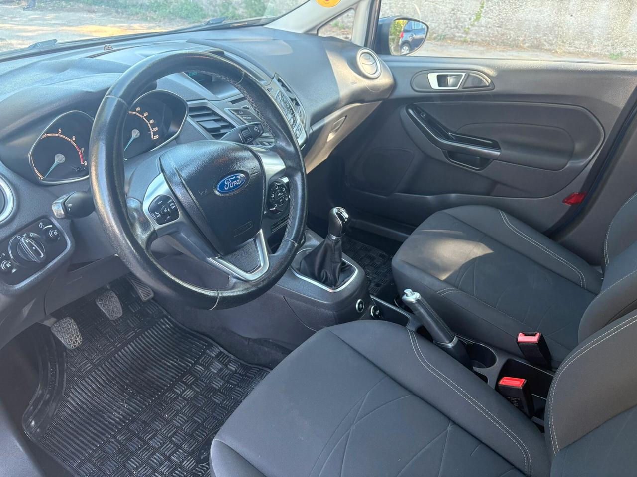 FORD FIESTA 1.4 GPL Titanium 5p - 2015