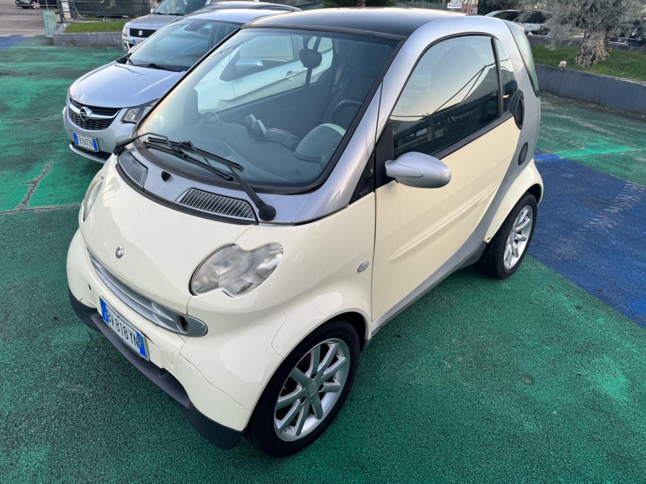 Smart ForTwo 700 coupé pure (37 kW)