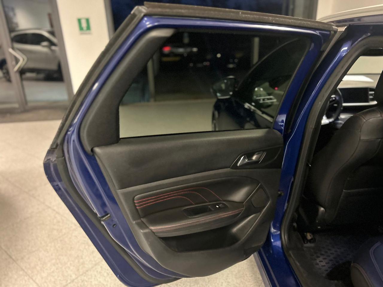 Peugeot 308 GT 2.0 Blue HDI 180 #8731