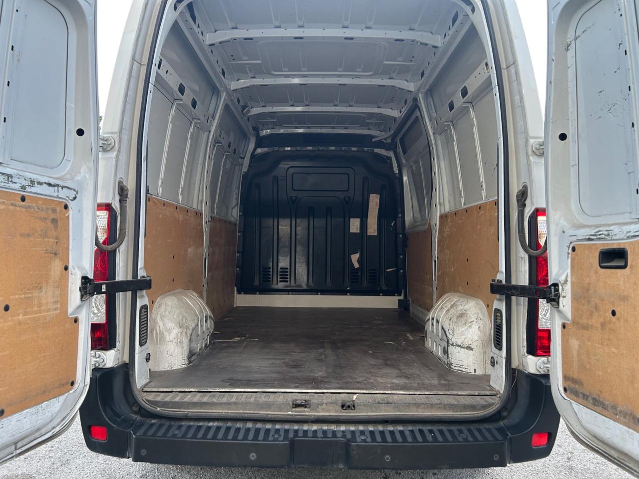 Nissan NV400 2.3 dCi PC-TN Furgone