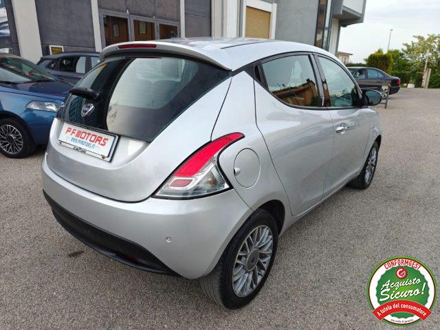 LANCIA Ypsilon 0.9 TwinAir 85 CV 5 porte S&S DFN Gold
