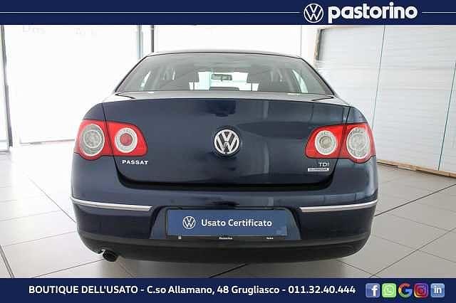 Volkswagen Passat 1.6 TDI DPF Comfortline - Cerchi in lega