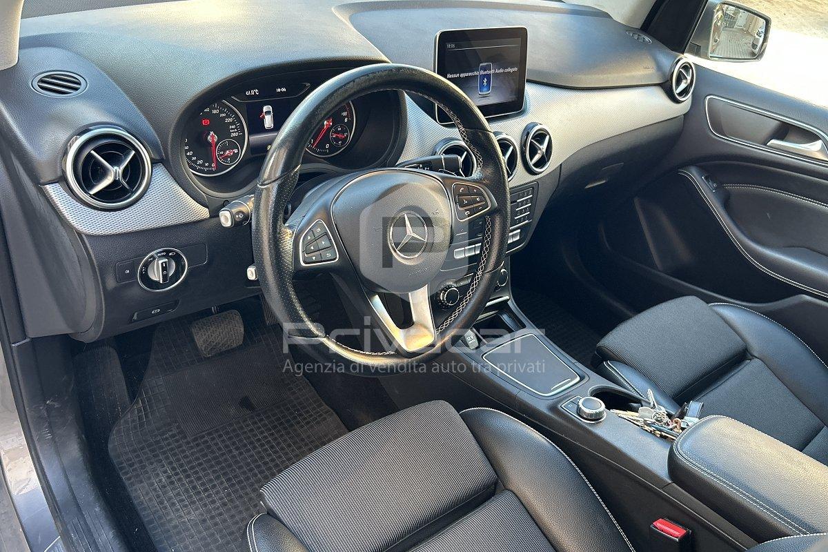 MERCEDES B 180 d Automatic Premium