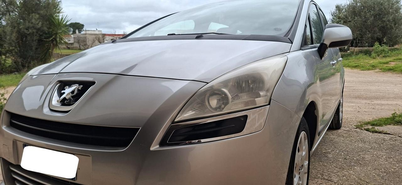 Peugeot 5008 1.6 HDi 110CV Business