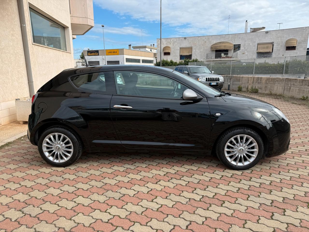 Alfa Romeo MiTo 1.4 70 CV 8V Impression x Neo Patentati