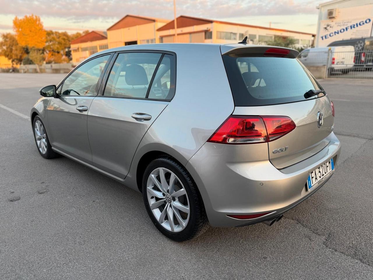 Volkswagen Golf 2.0 TDI 5p. Executive BlueMotion Technology