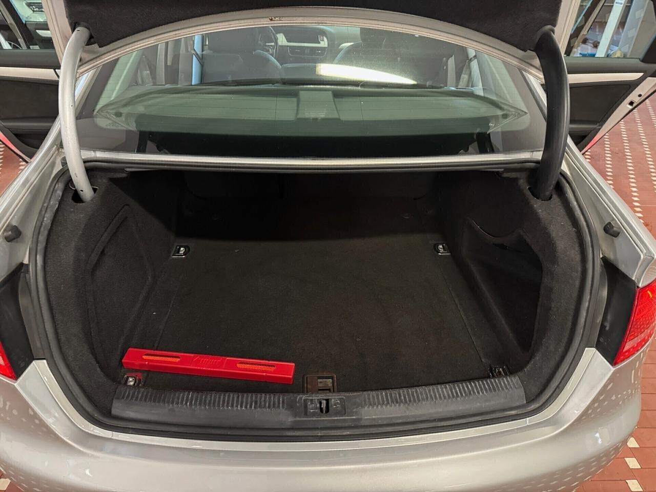 Audi A4 3.2 V6 qu. tiptronic Advanced - UNICO PROPRIETARIO