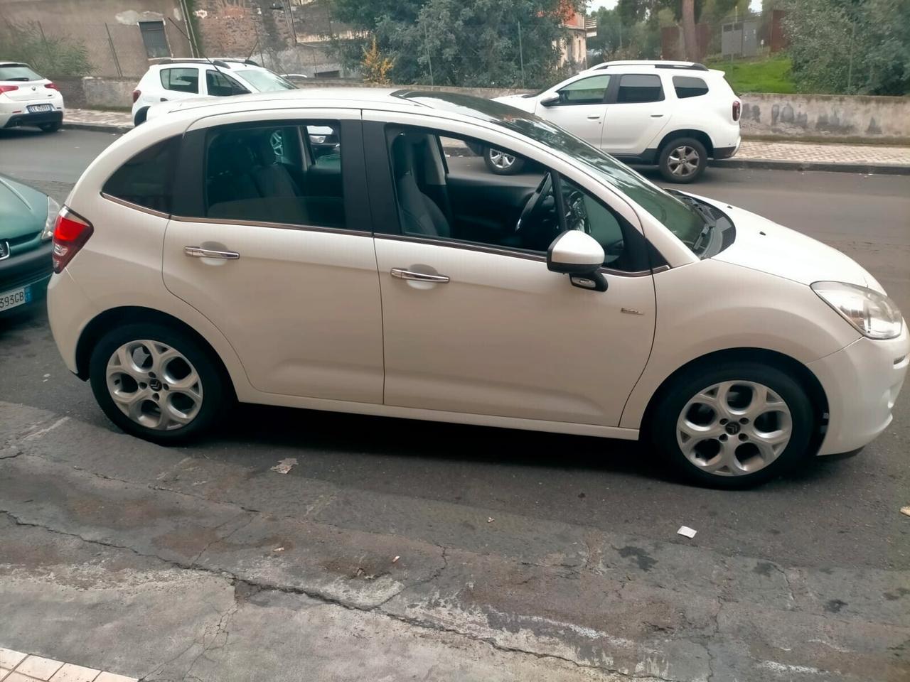 Citroen C3 PureTech 82 Live Edition EXCLUSIVE