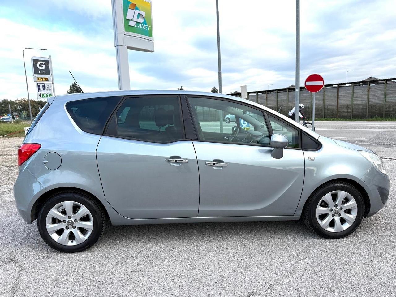 Opel Meriva 1.4 Turbo 120CV metano