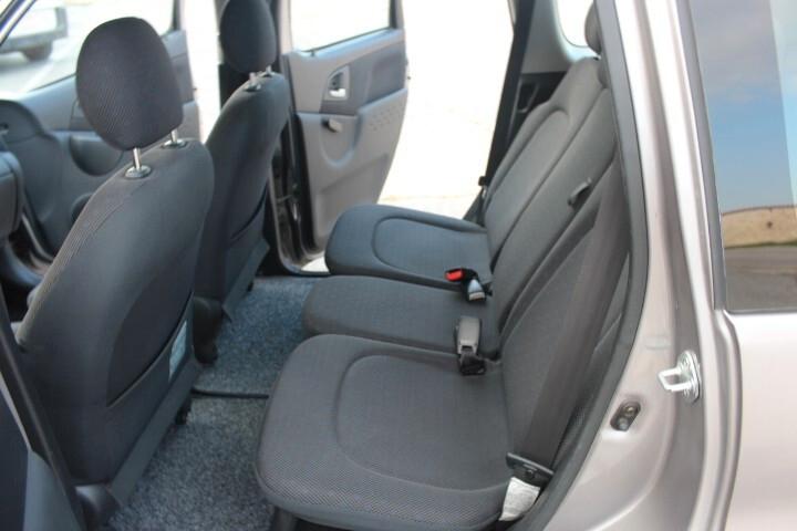 Toyota Yaris Verso 1.3i 16V cat Sol MULTISPAZIO BENZINA TUTTI I TAGLIANDI IN UFFICIALE UNICO UTILIZZATORE