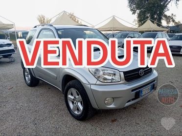 Toyota RAV 4 RAV4.com 2.0 Tdi D-4D cat 3 porte