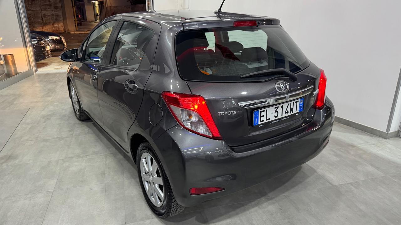 Toyota Yaris 1.4 D-4D 5 porte Lounge