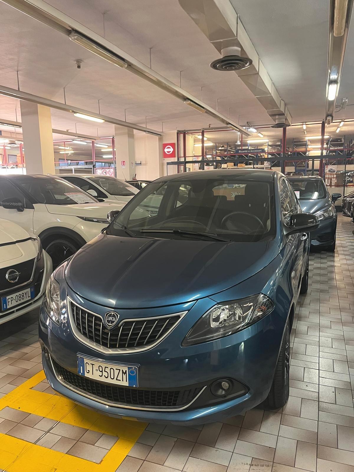 Lancia Ypsilon 1.0 FireFly 5 porte S&S Hybrid Platino
