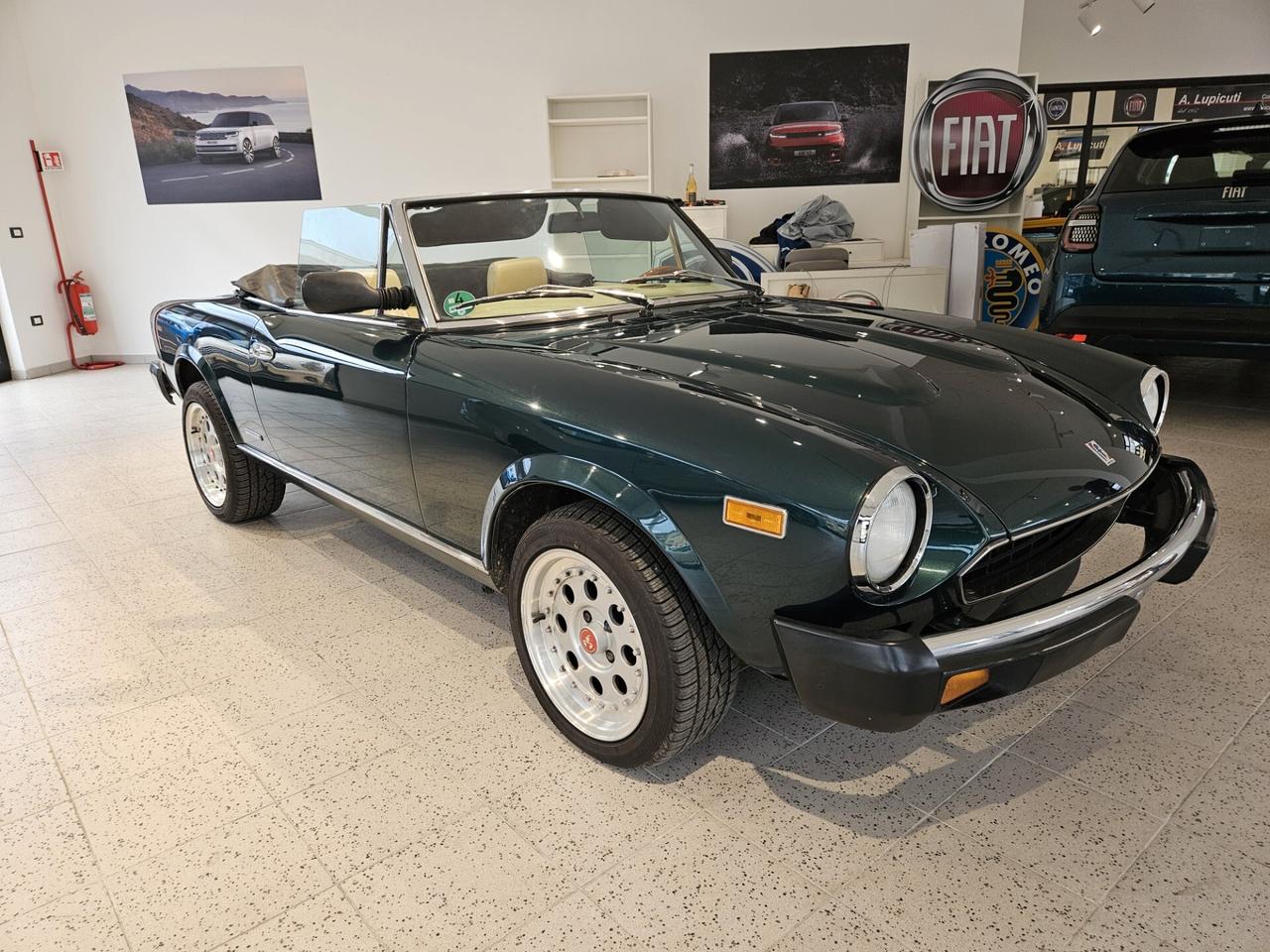 Fiat 124 Spider SPYDER AMERICA