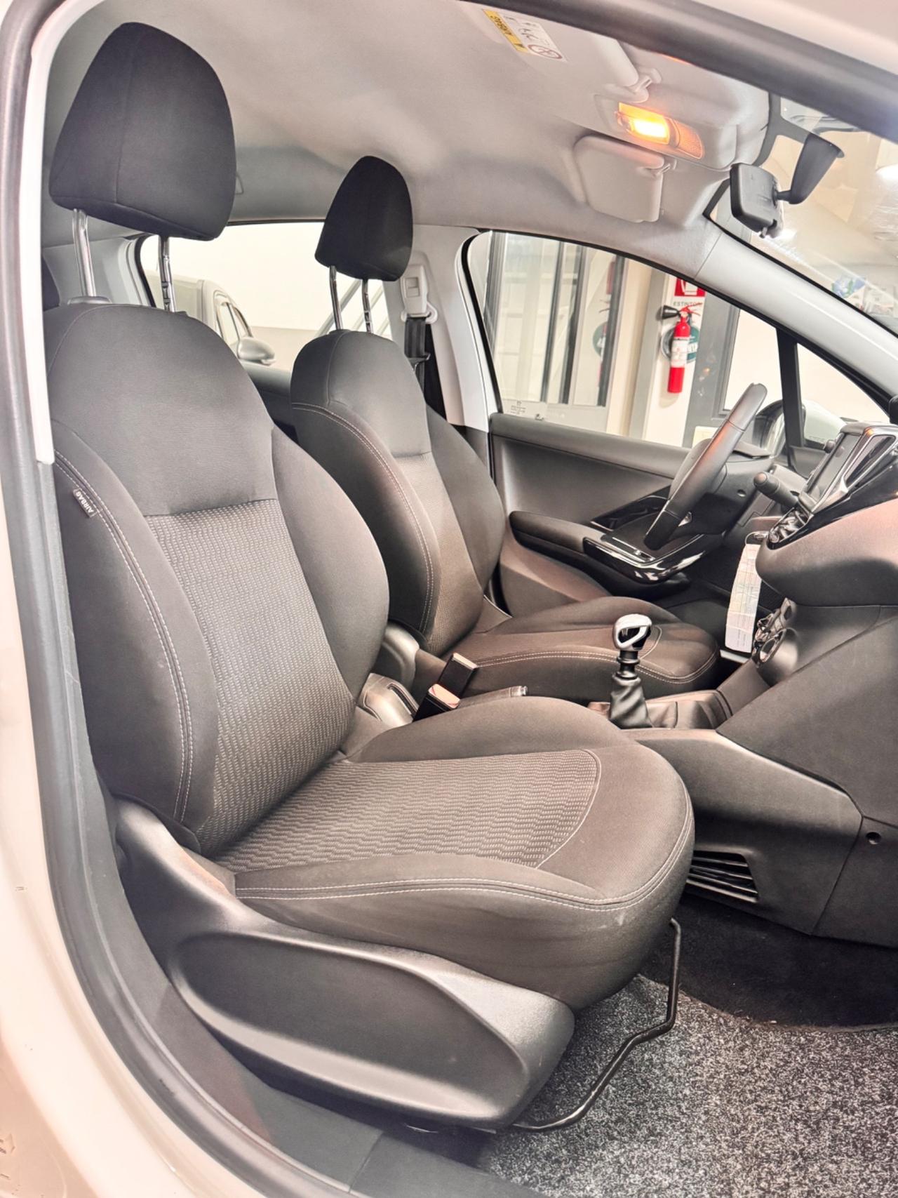 Peugeot 208 1.5 HDi 100 Cv 5P. 40.000 Km - 2019