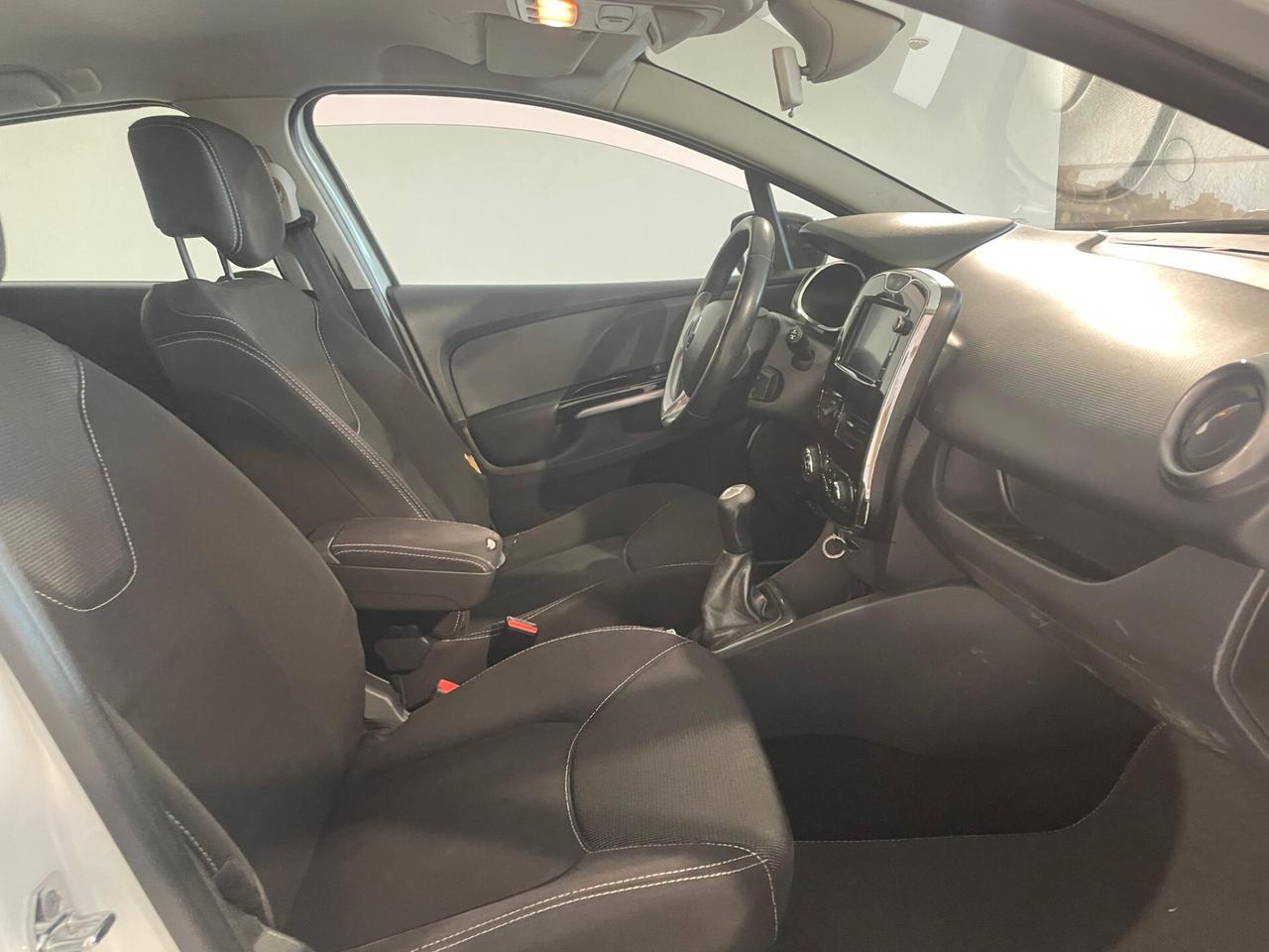 Renault Clio Sporter 1.5 dCi 8V 75CV Costume National