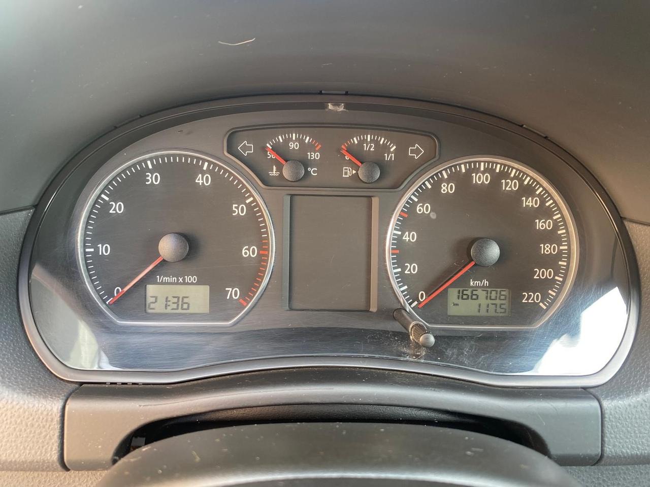 VW POLO CROSS 1.4 UNICO PROPRIETARIO GUARDA