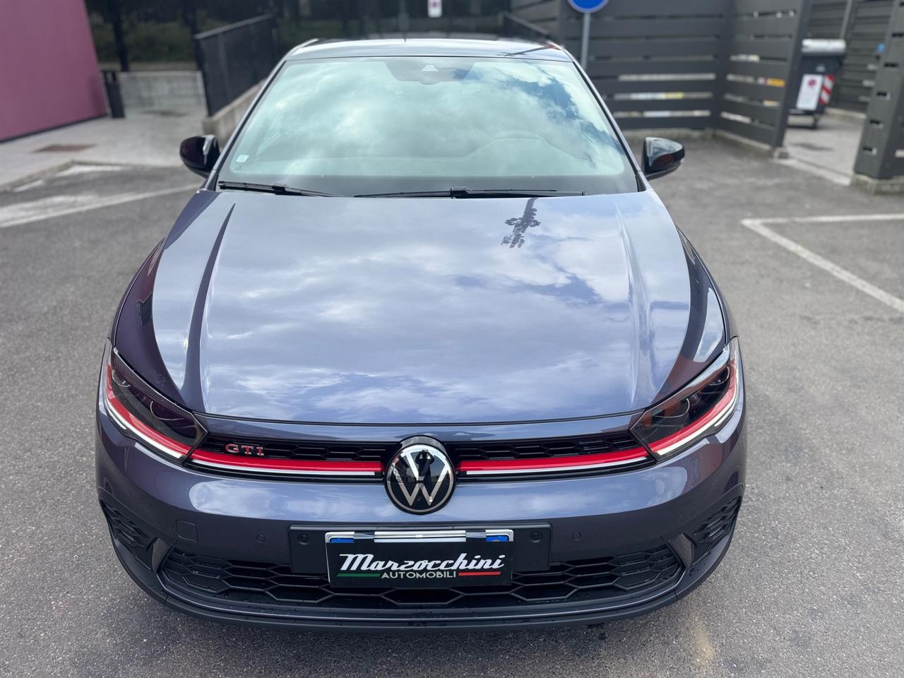 VOLKSWAGEN POLO GTI ///3200 KM/////