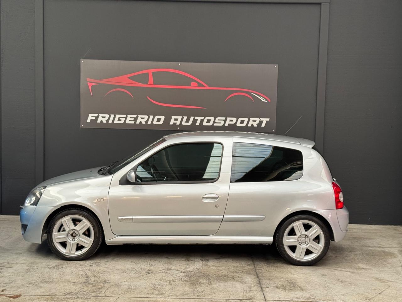 Renault Clio 2.0 16V cat 3 porte Sport