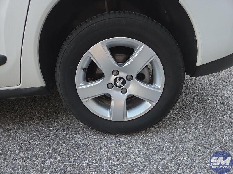 Peugeot 3008 3008 1.6 HDi 115CV Active