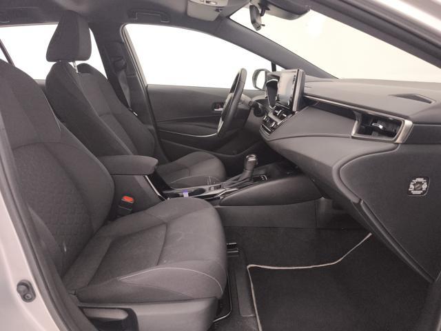 TOYOTA Corolla 1.8h Business cvt