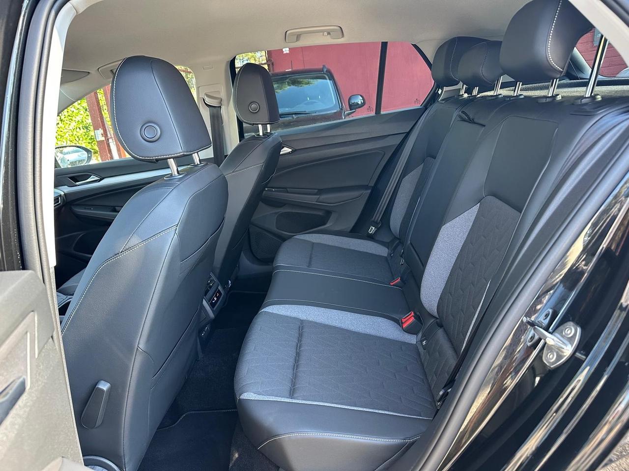 Volkswagen Golf 8.5 2.0 TDI 150 CV DSG SCR Style SPORT FULL OPTIONAL GARANZIA 36 MESI