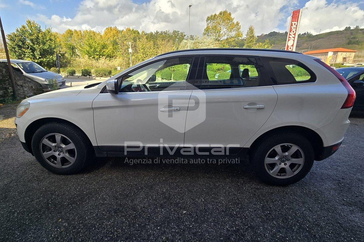 VOLVO XC60 D4 AWD Geartronic Momentum