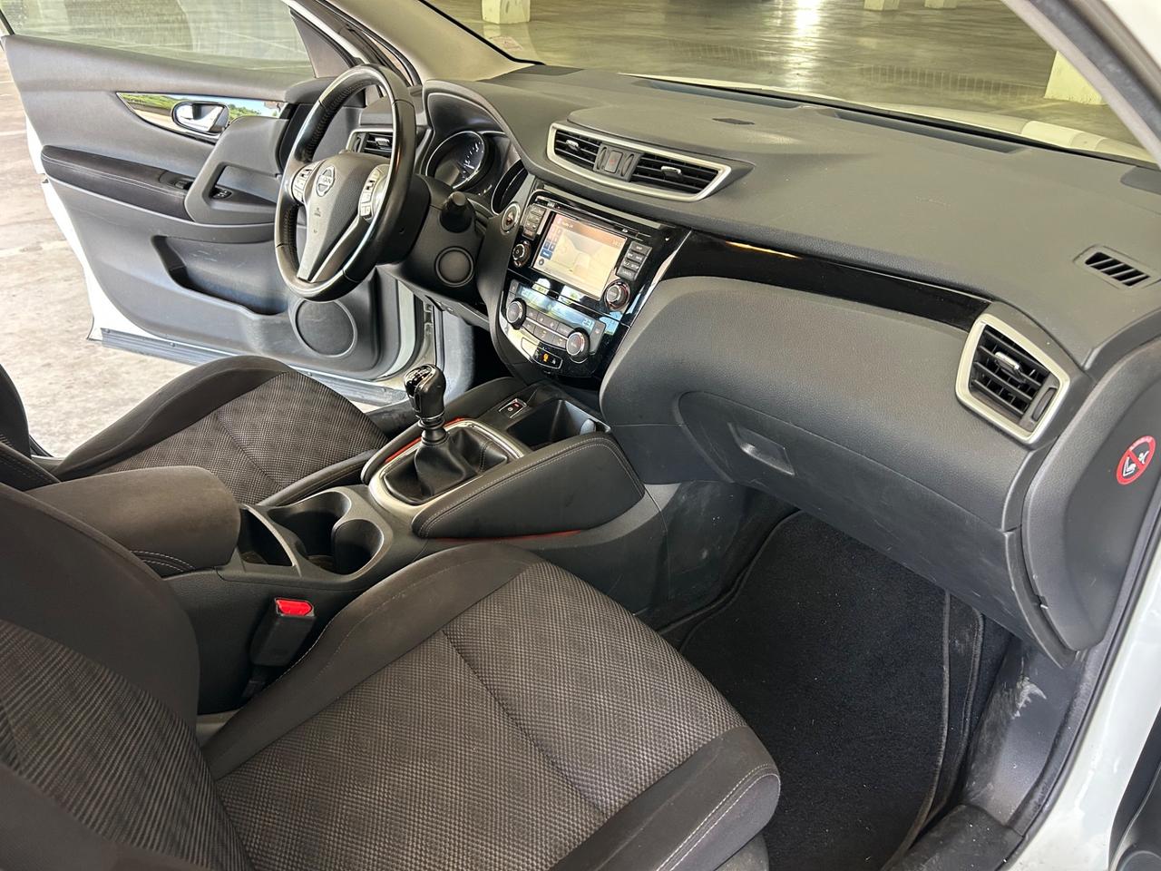 Nissan Qashqai 1.5 dCi N-Connecta