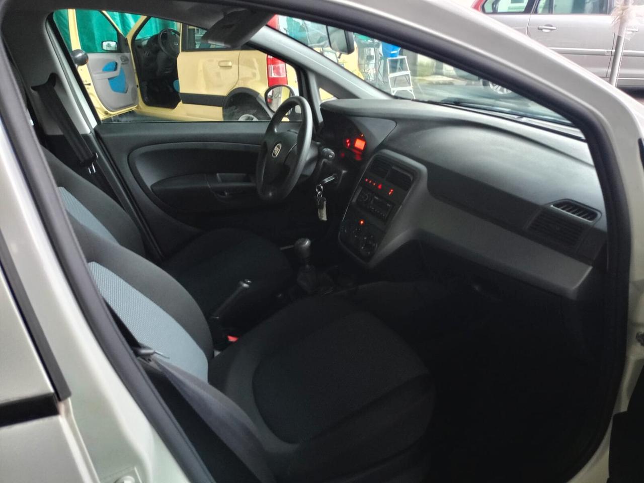 Fiat Grande Punto 1.4 5 porte Actual Natural Power