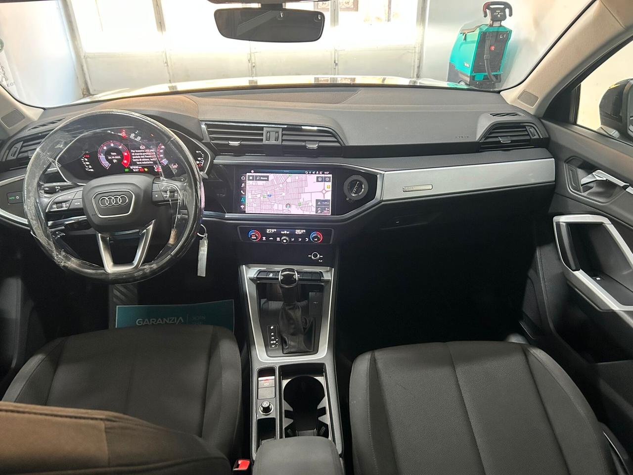 Audi Q3 35 TDI S tronic Business