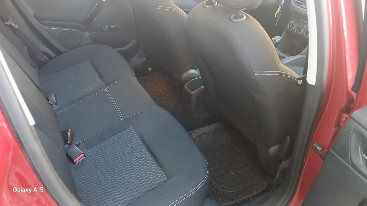 Peugeot 208 PureTech 82 5 porte Allure E6