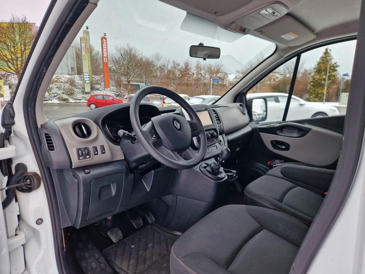 Renault Trafic T29 Combi L2H1 9 posti/navigatore/aria