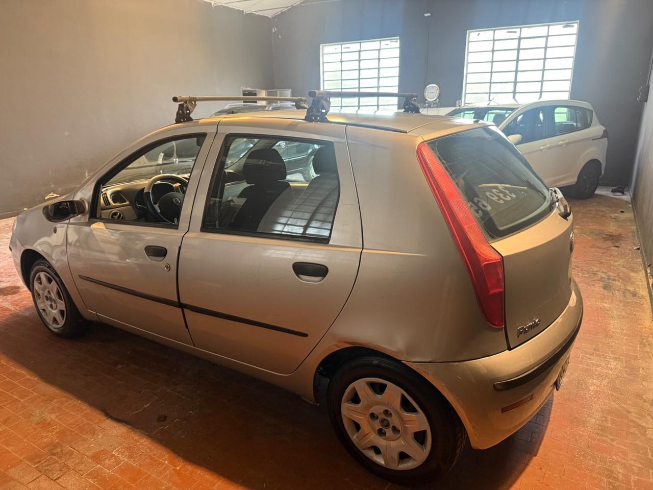 Fiat Punto 1.2i cat 5 porte Verve 60CV X Neopatentati