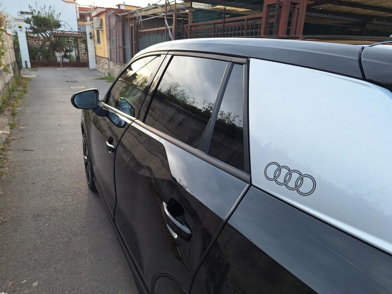 Audi Q2 30 TDI S tronic Identity Black