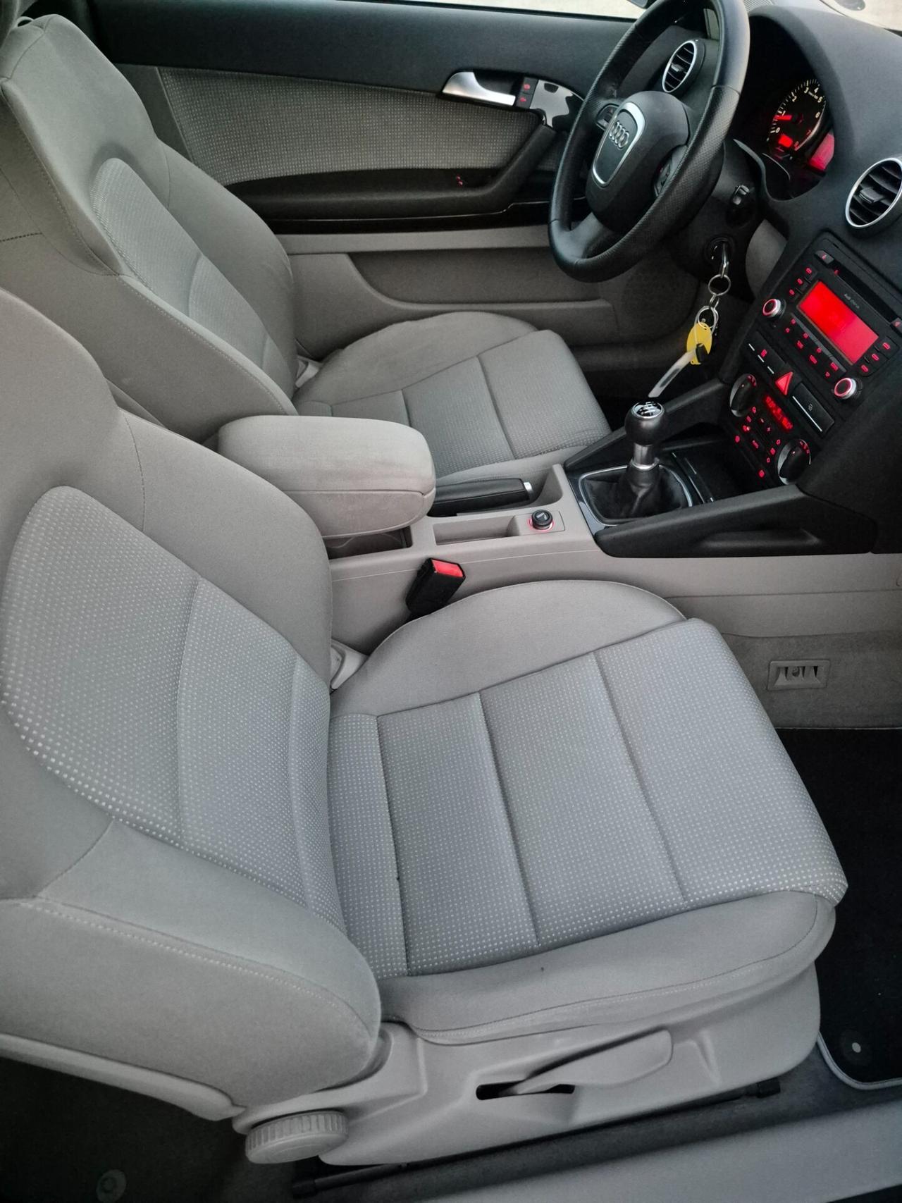 Audi A3 1.4 16V TFSI Ambition neopatentati