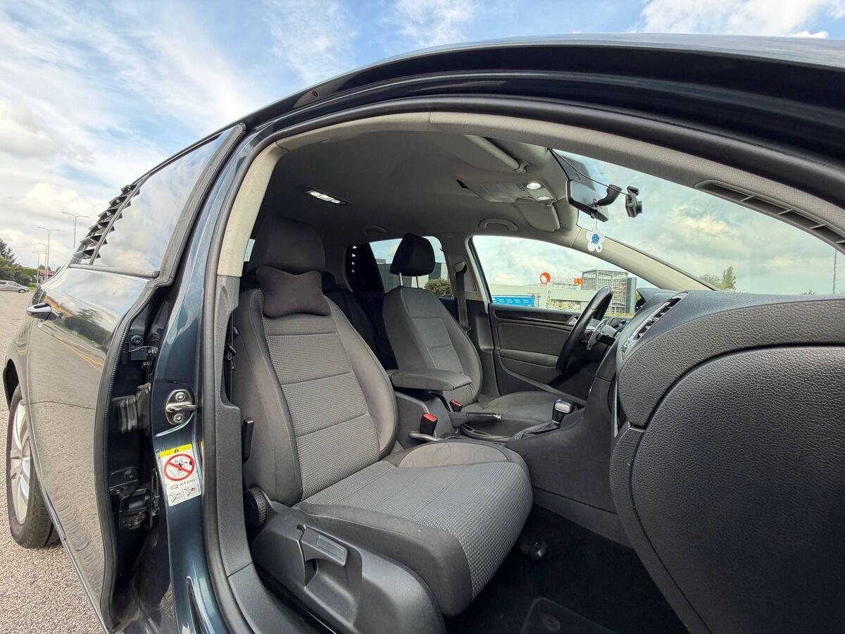 Volkswagen Golf 1.4 tsi Highline 5p dsg