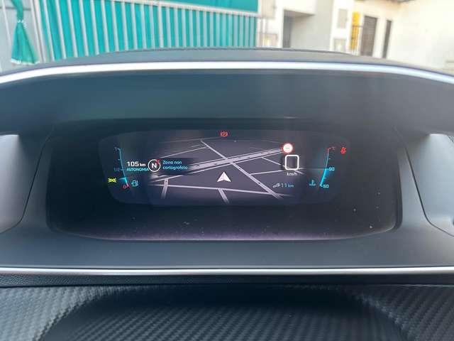 Peugeot 2008 1.2 130cv Allure + Navi + Telecamera + Km Zero