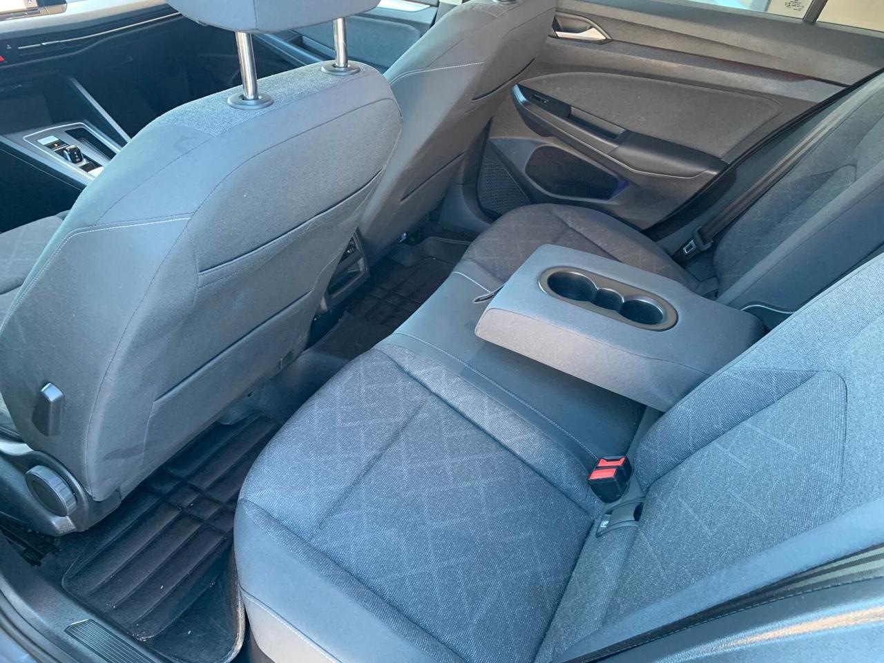 Volkswagen Golf 8 2.0 TDI 115 CV Neopat. Garanzia