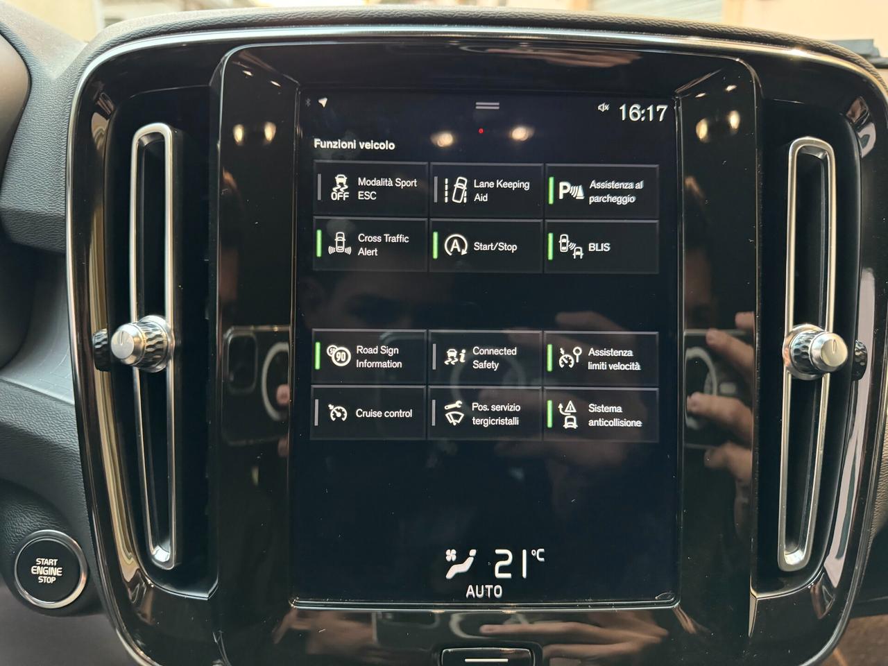 VOLVO XC40 GEARTRONIC AWD D3 2.0 150CV PELLE NAVI ANNO 2019