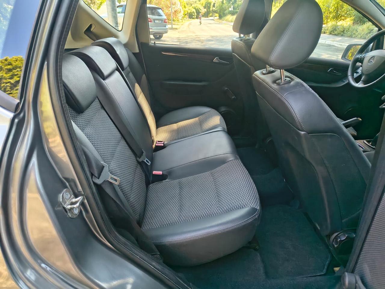 Mercedes CLASSE A 180 93.000KM ORIGINALI ADATTA A NEO