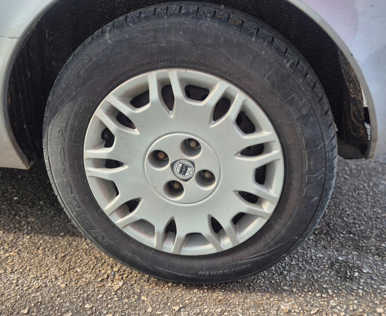 Lancia Ypsilon 1.3 Multijet 16V Argento