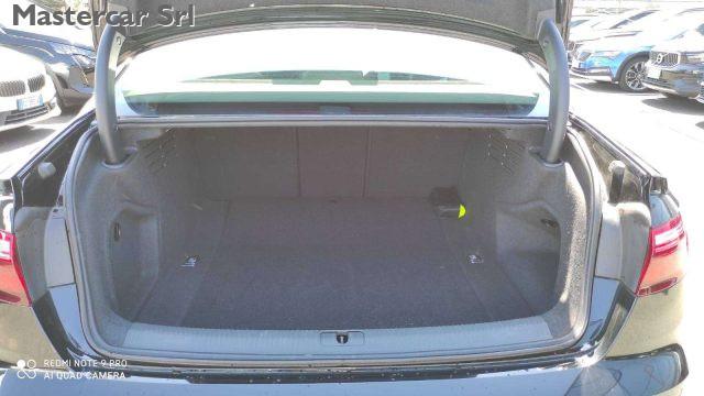 AUDI A4 A4 Berlina 30 2.0 tdi mhev Business 136cv s-tronic