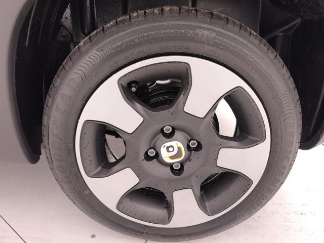FIAT Panda 1.0 firefly hybrid Cross s&s 65cv