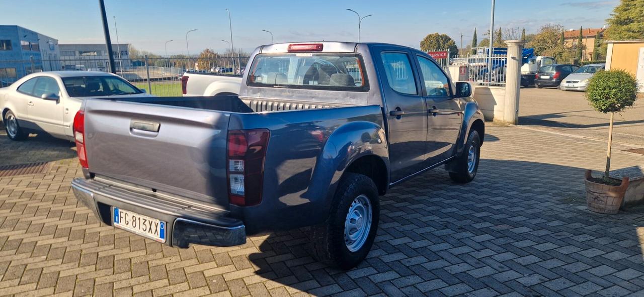 ISUZU 1,9 CREW CAB SATELLITE 4WD