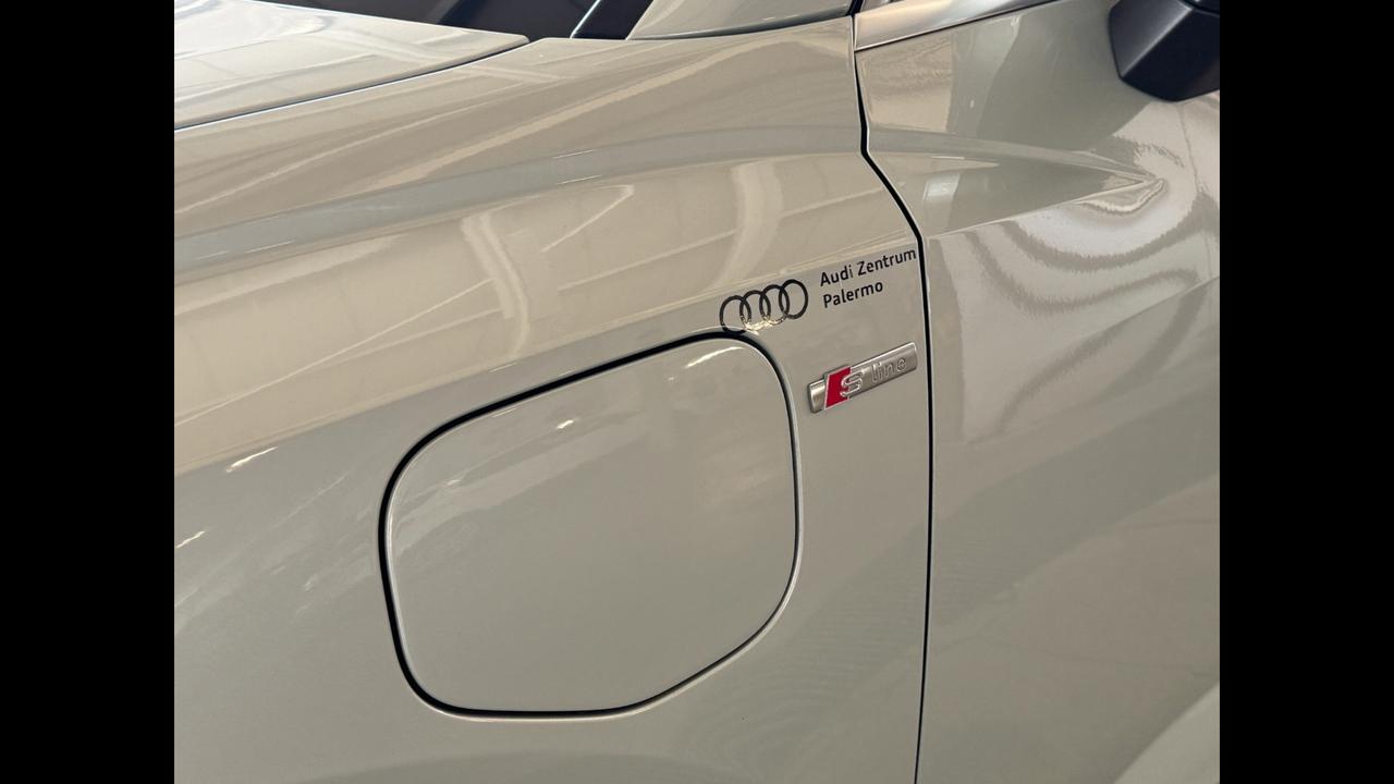 AUDI Q3 I 2019 Sportback - Q3 Sportback 45 1.4 tfsi e S line edition s-tronic